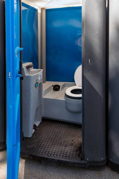 Best Construction site porta potty rental  in Attica, IN